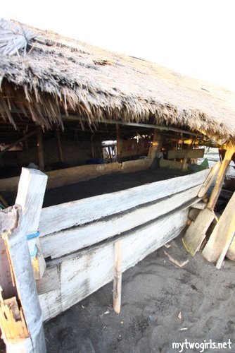 Salt Making at Kusamba - sea water filtering